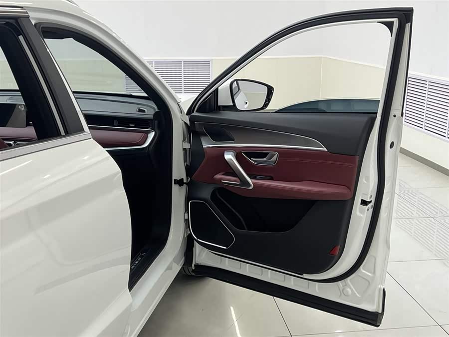 Jetour X70 PLUS 2022 #15 Jetour X70 PLUS 2022 car image #15