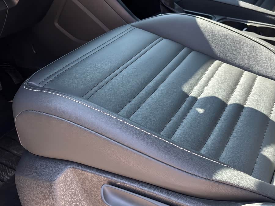 Volkswagen Touran 2019 #15 Volkswagen Touran 2019 car image #15