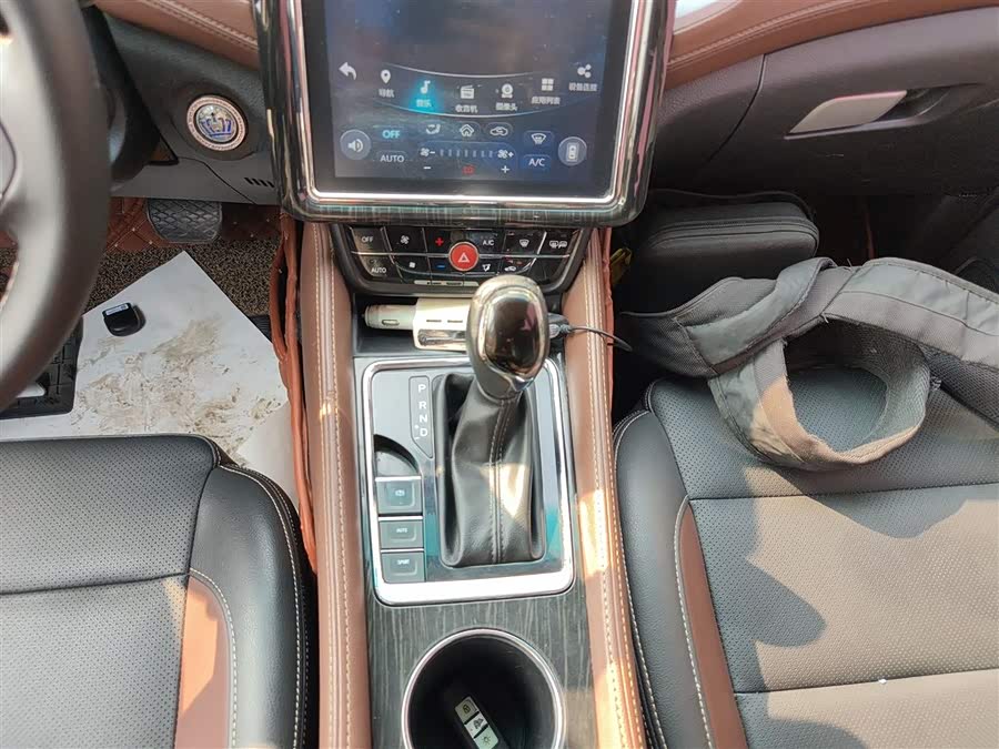 SWM X7 2018 imagen de coche #15