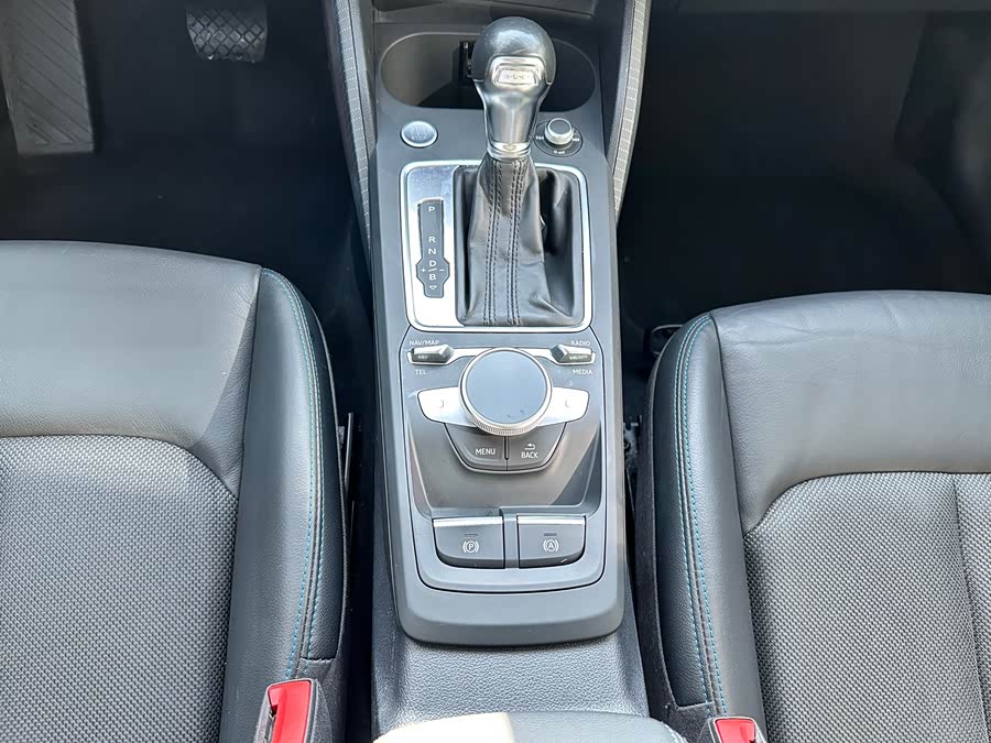 奥迪 奥迪Q2L e-tron 2020 汽车图片 #15