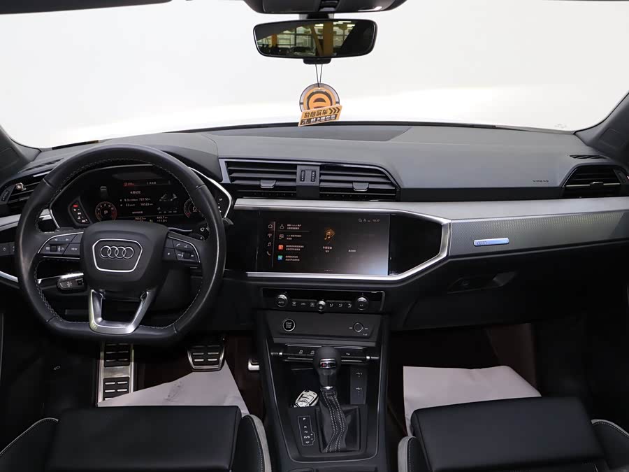 Audi Q3 2024 #15 Audi Q3 2024 car image #15