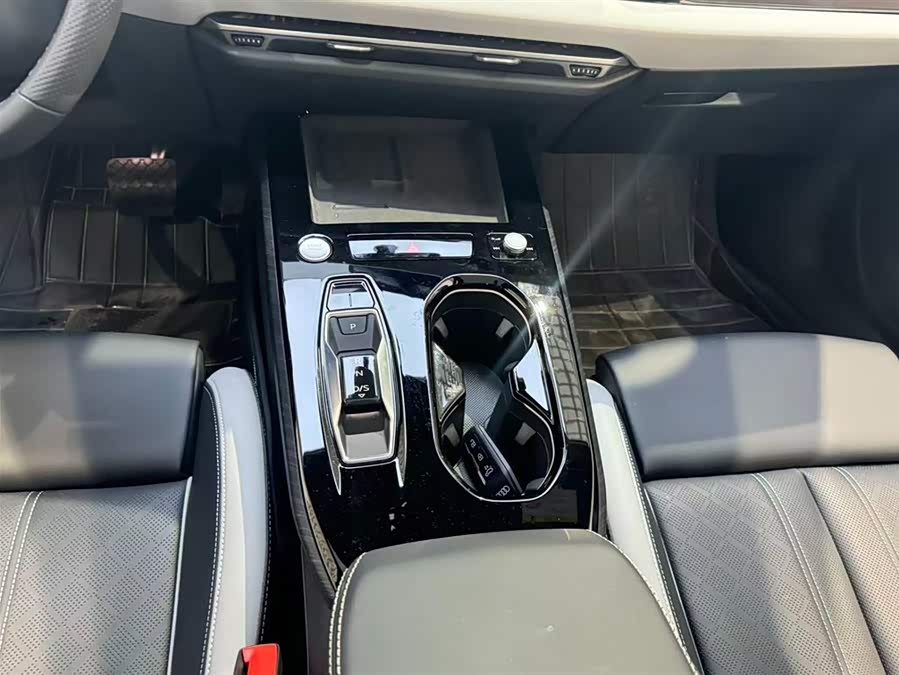 Audi FAW Audi A5L 2025 #15 Audi FAW Audi A5L 2025 car image #15