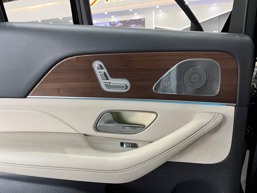 Mercedes-Benz GLE Class 2019 #15 Mercedes-Benz GLE Class 2019 car image #15