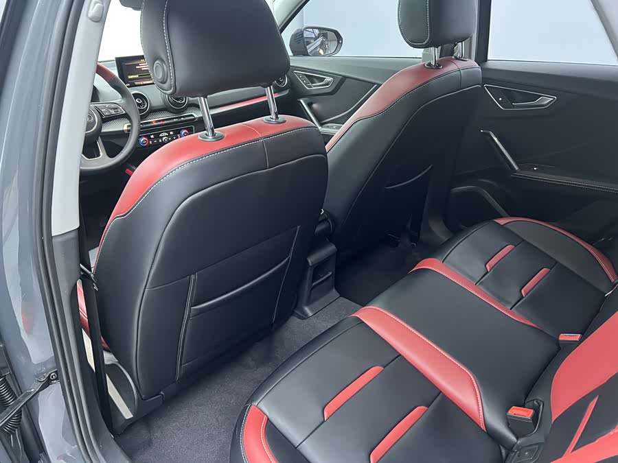 Audi Q2L 2021 car image #15