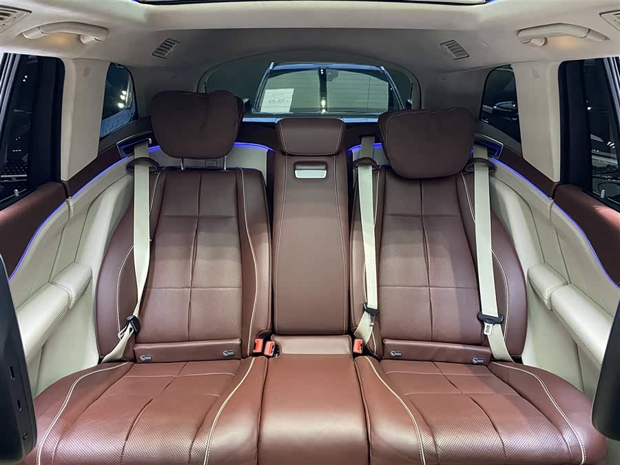 Mercedes-Benz Maybach GLS 2021 car image #15