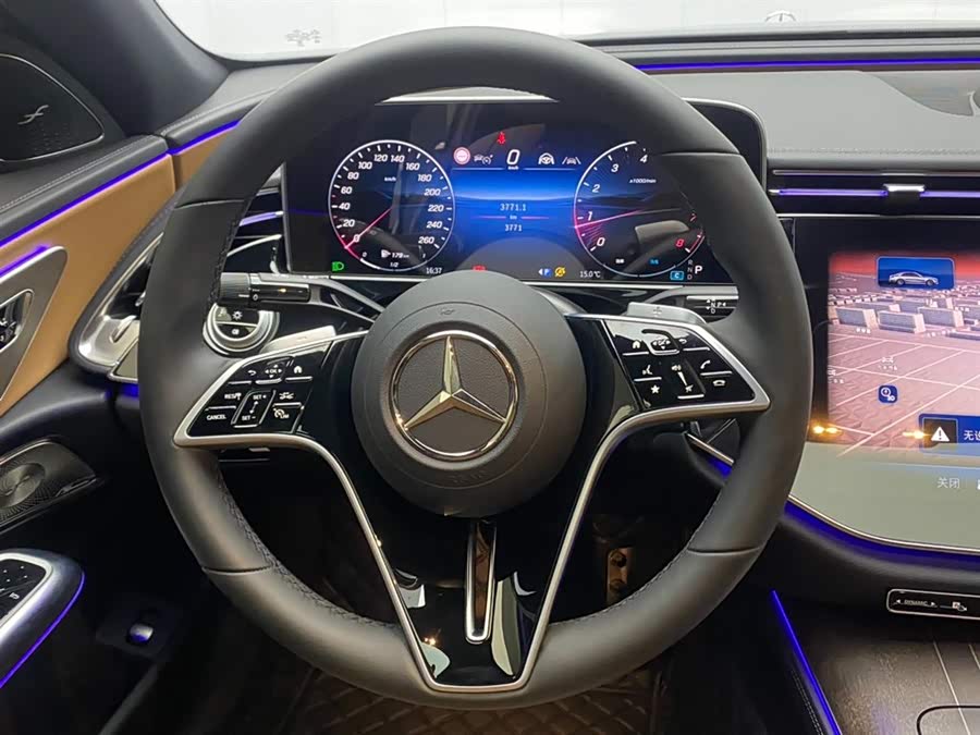 Mercedes-Benz E Class 2025 car image #15