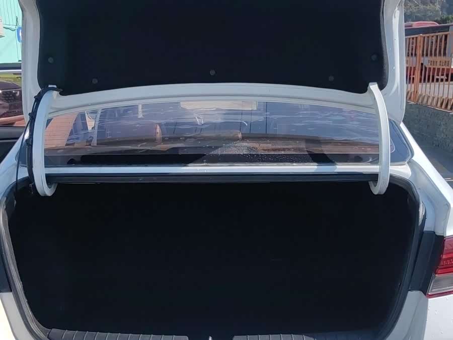 Kia K5 2018 imagem de carro #15