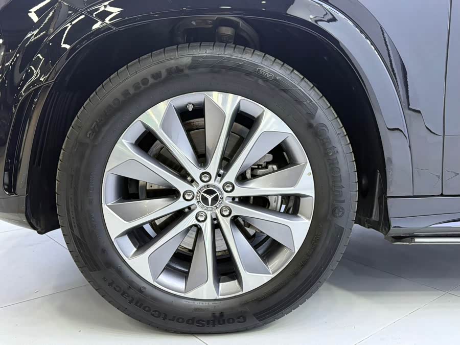 Mercedes-Benz GLE Class 2023 car image #15