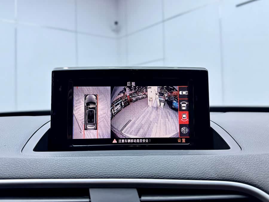 Audi Q3 2019 immagine di auto #15