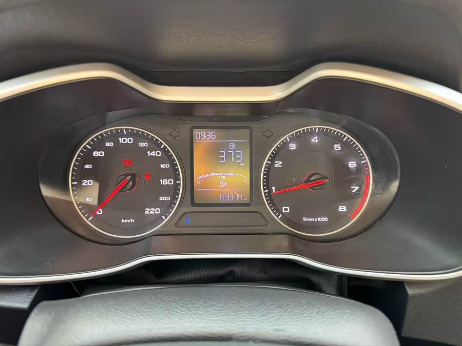 MG ZS 2017 car image #15