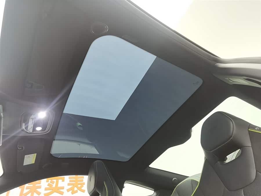 哪吒汽车 哪吒GT 2023 汽车图片 #15