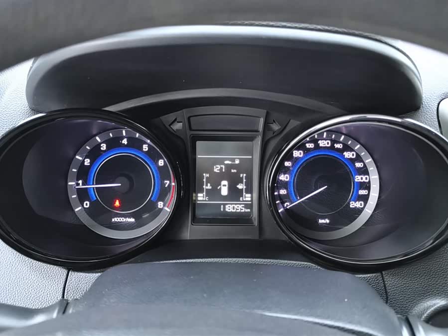 Changan CS15 2016 #15 Changan CS15 2016 imagen de coche #15