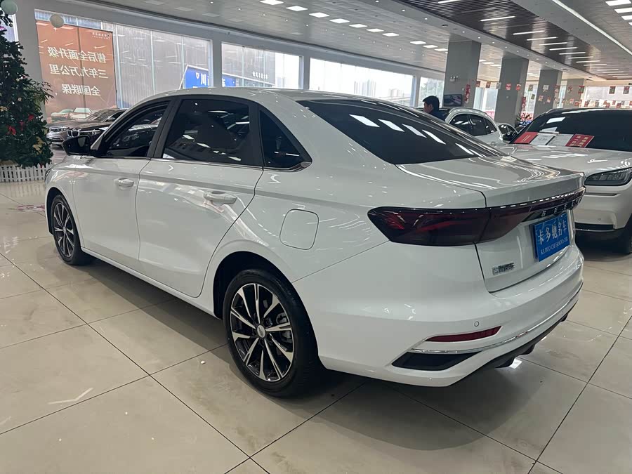 GEELY Emgrand 2025 car image #15