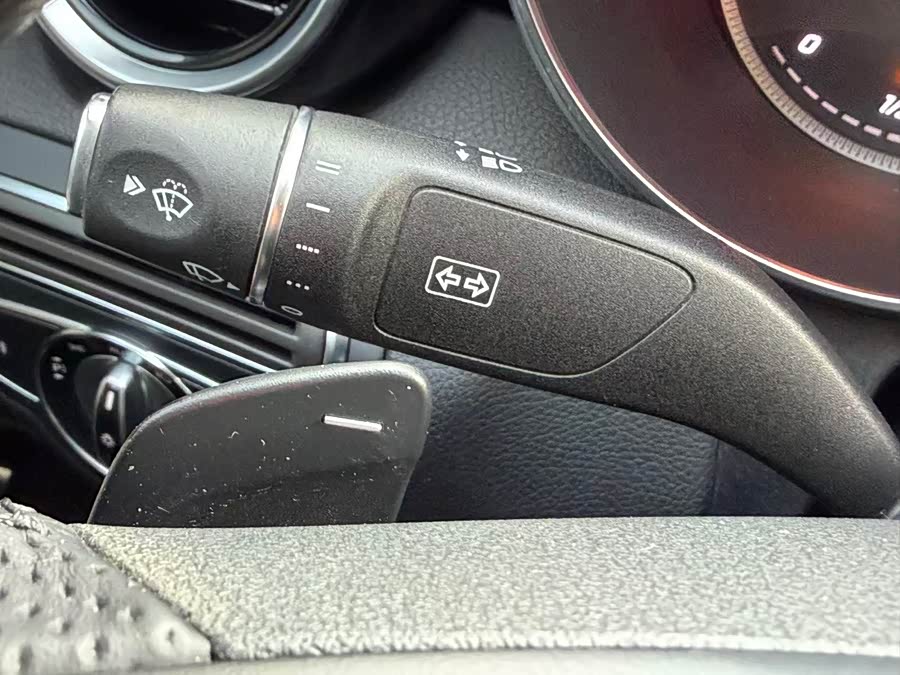 Mercedes-Benz C Class 2015 car image #15