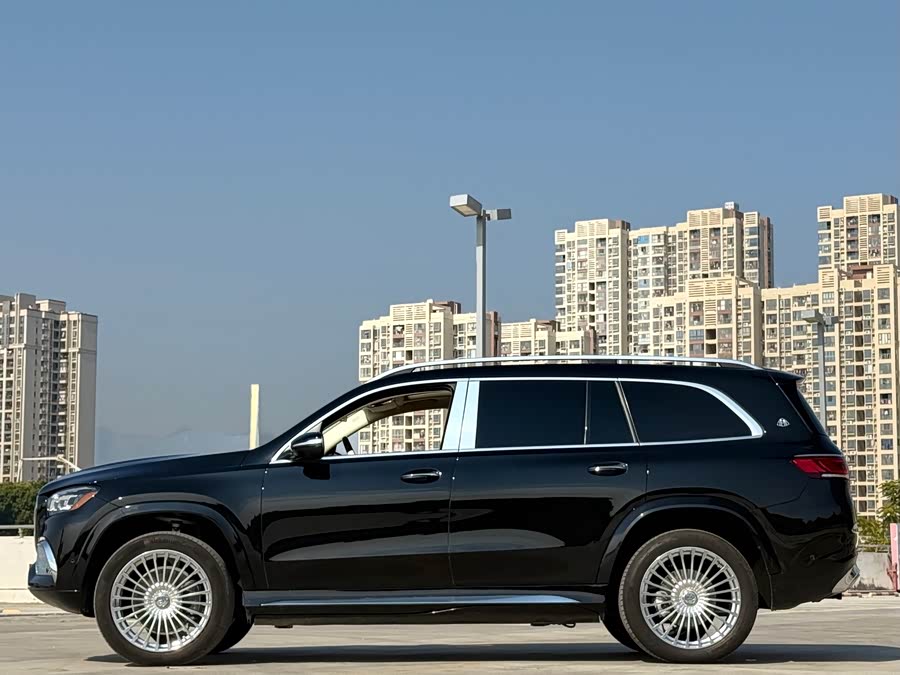 Mercedes-Benz GLS Class 2023 car image #15