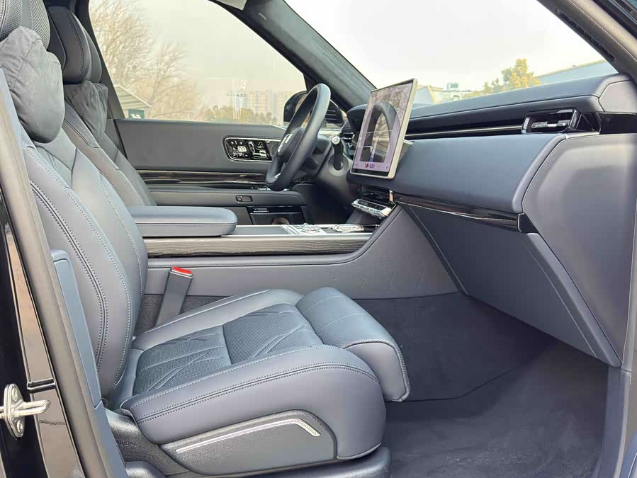 Zeekr 9X 2025 #15 Zeekr 9X 2025 car image #15