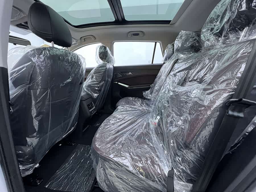 JAC X8 PLUS #15 JAC X8 PLUS صورة سيارة #15