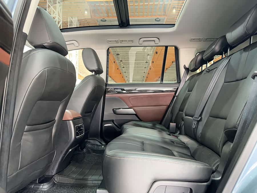 GAC Trumpchi GS8 2017 #15 GAC Trumpchi GS8 2017 car image #15