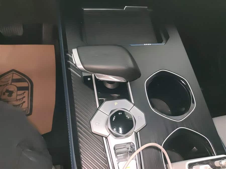 Changan UNI-K iDD 2022 car image #15