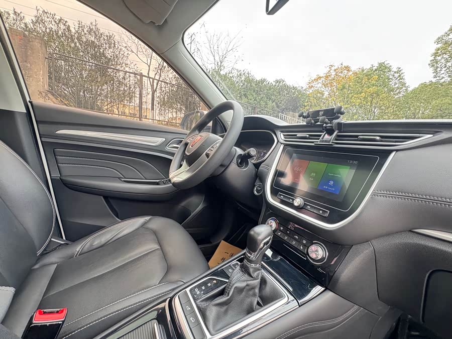 Roewe RX3 2021 изображение автомобиля #15