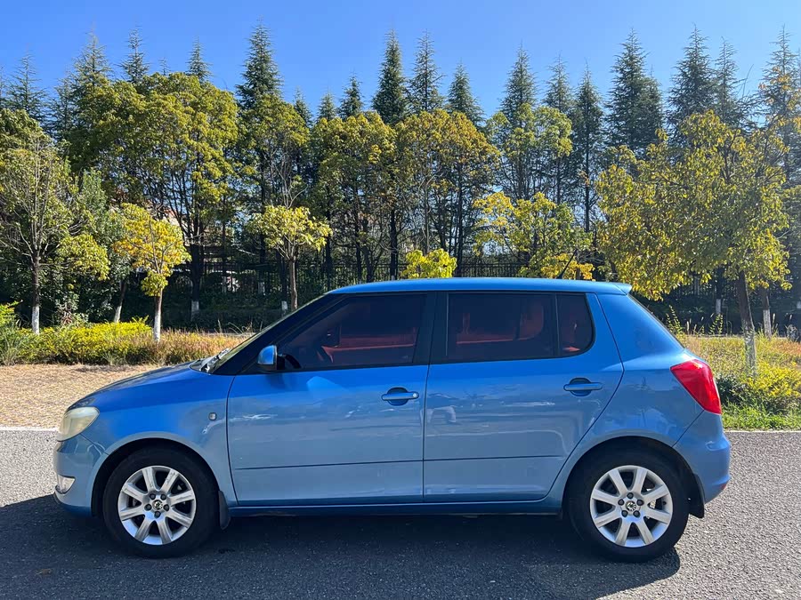 斯柯达 晶锐 2013 汽车图片 #15