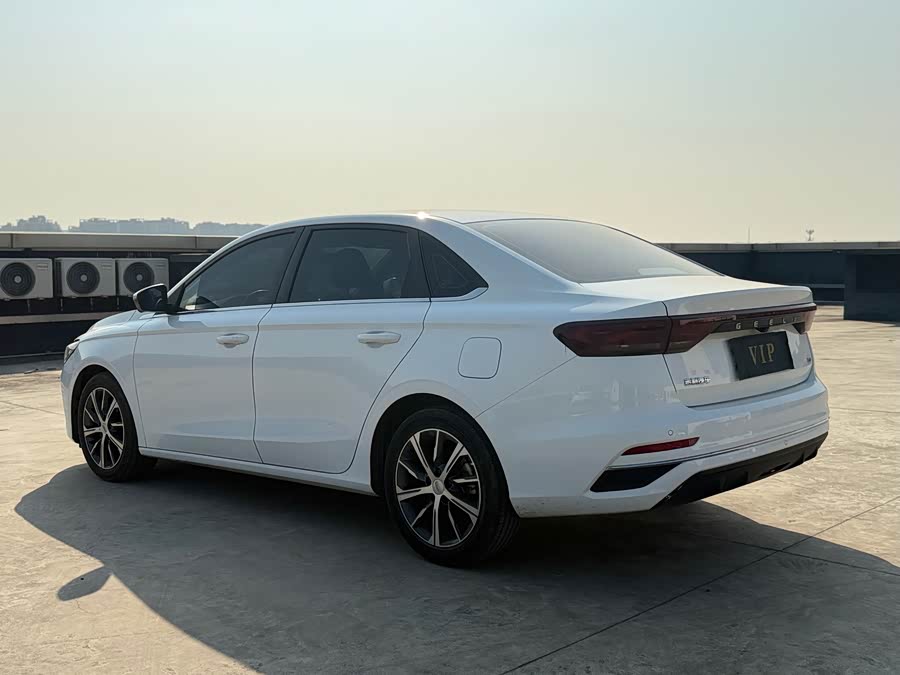 GEELY Emgrand 2022 car image #15