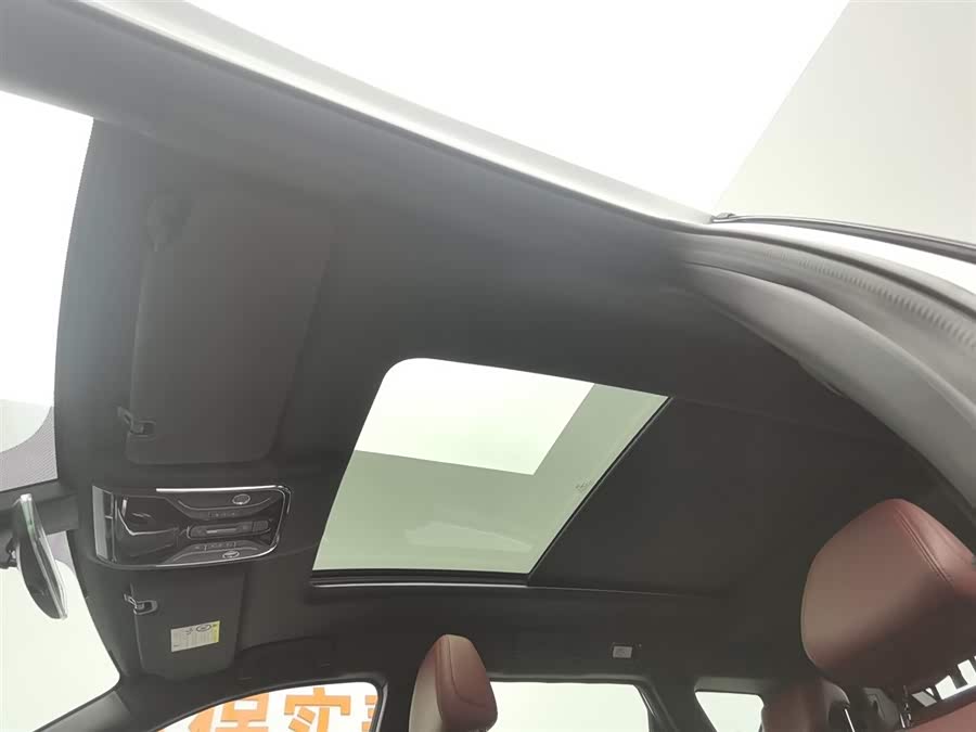 Jetour X70 PLUS 2022 car image #15