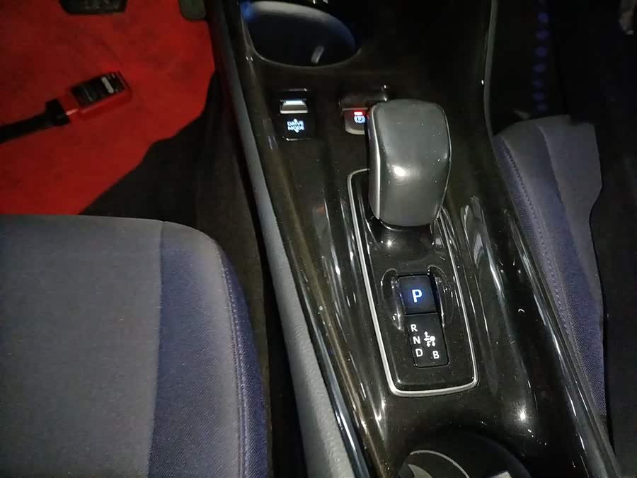 Toyota C-HR EV 2021 #15 Toyota C-HR EV 2021 imagen de coche #15