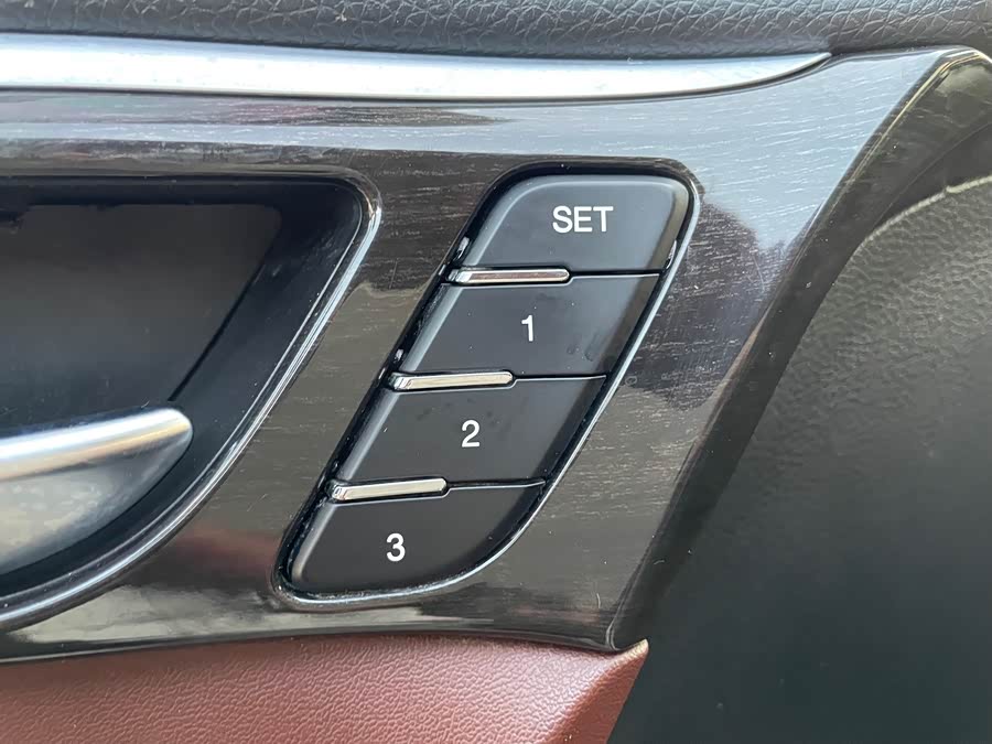 GAC Trumpchi GS8 2018 car image #15