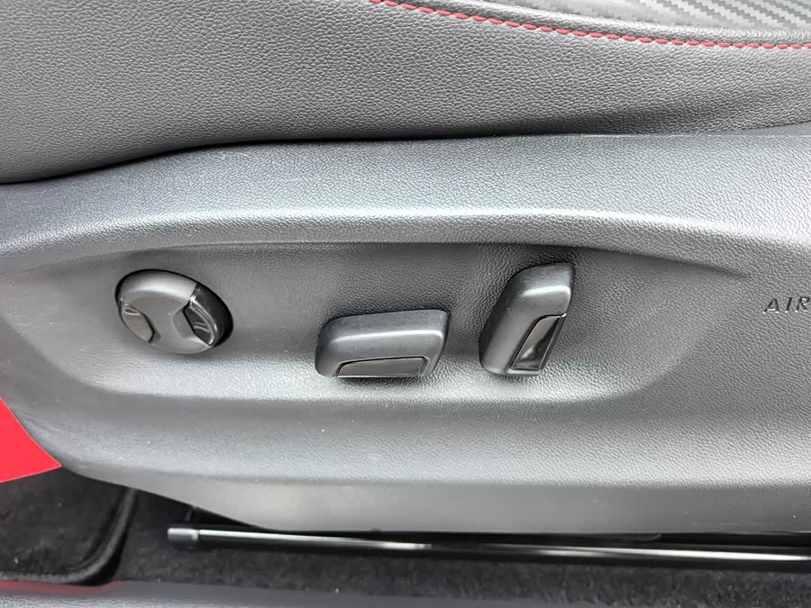 Volkswagen Tiguan L New Energy 2022 изображение автомобиля #15