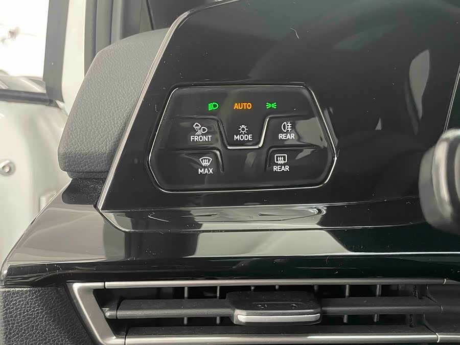 Volkswagen Golf 2021 #15 Volkswagen Golf 2021 car image #15