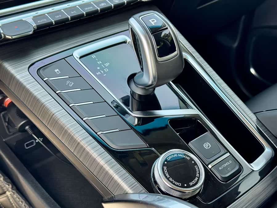 GEELY Boyue 2020 #15 GEELY Boyue 2020 car image #15