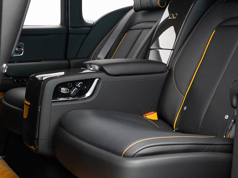 劳斯莱斯 库里南 2024 汽车图片 #15