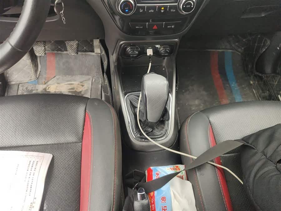 Changan CS15 2018 #15 Changan CS15 2018 car image #15
