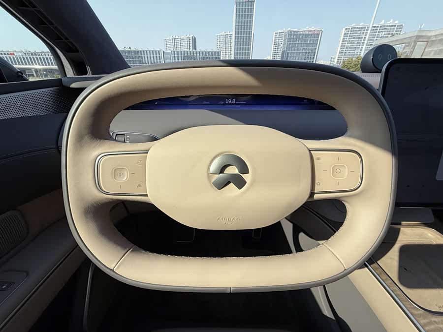 蔚来 蔚来ET9 2025 汽车图片 #15