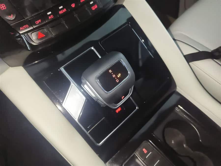 Forthing M7 2022 #15 Forthing M7 2022 immagine di auto #15