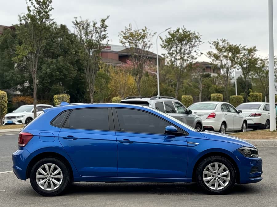 Volkswagen Polo 2020 car image #15