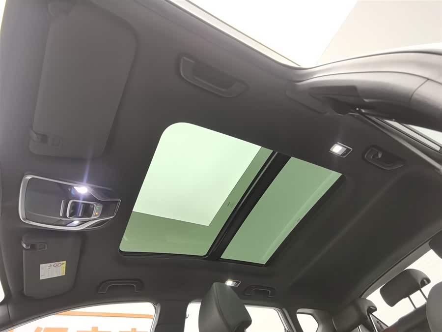 GEELY Coolray 2019 car image #15