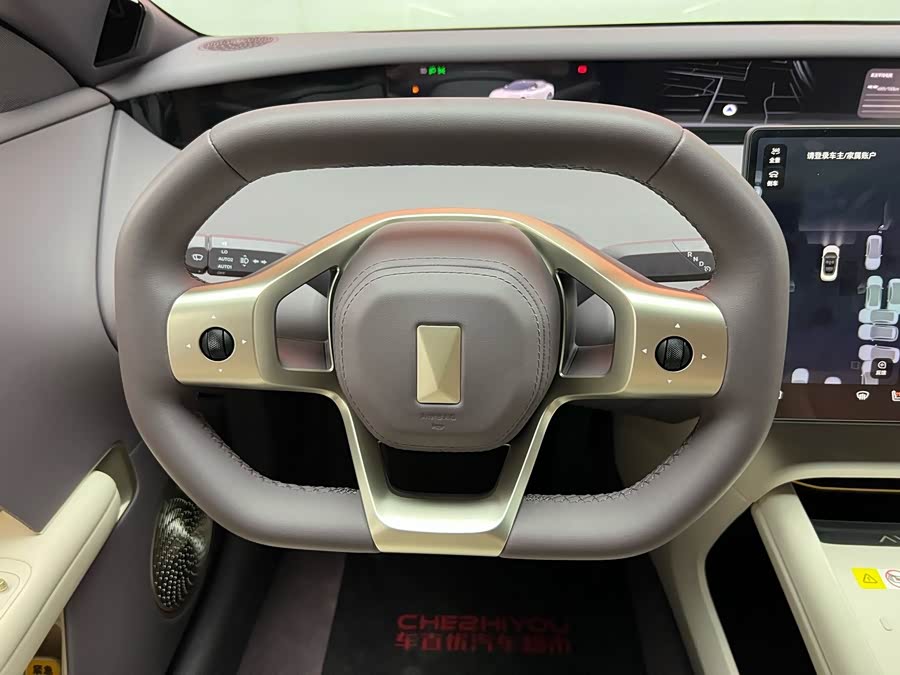 阿维塔 阿维塔06 2025 汽车图片 #15