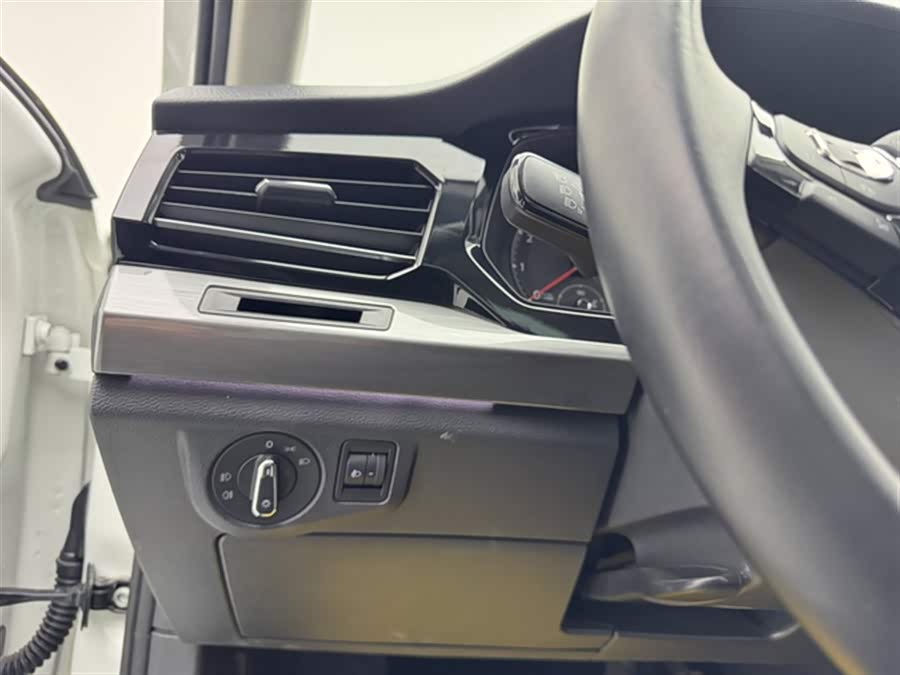 Volkswagen Bora 2020 car image #15