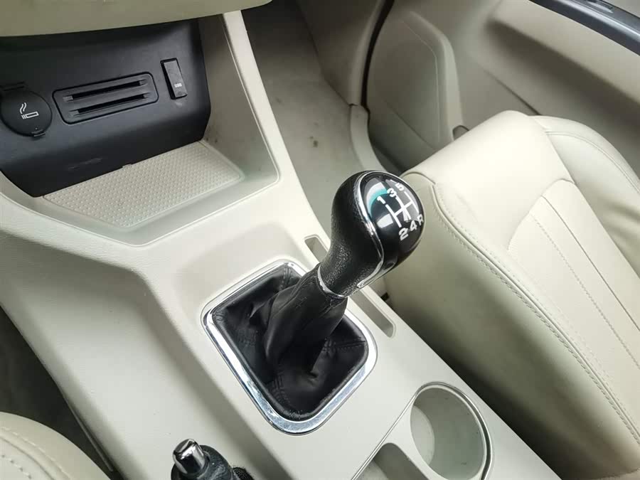 Forthing Lingzhi 2017 imagem de carro #15