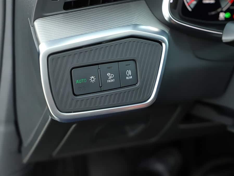 Audi A6L 2021 car image #15