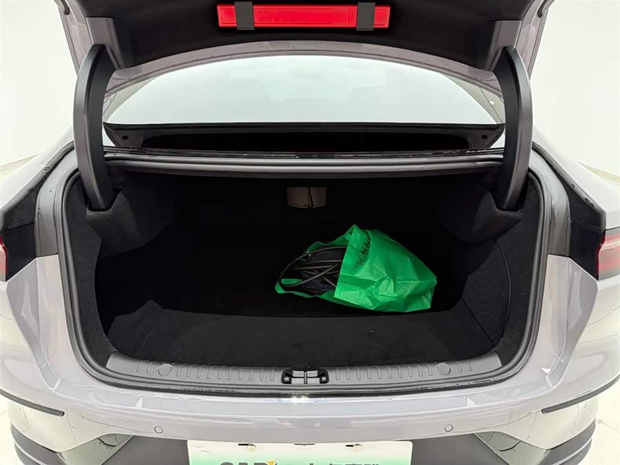 BYD Han 2024 car image #15