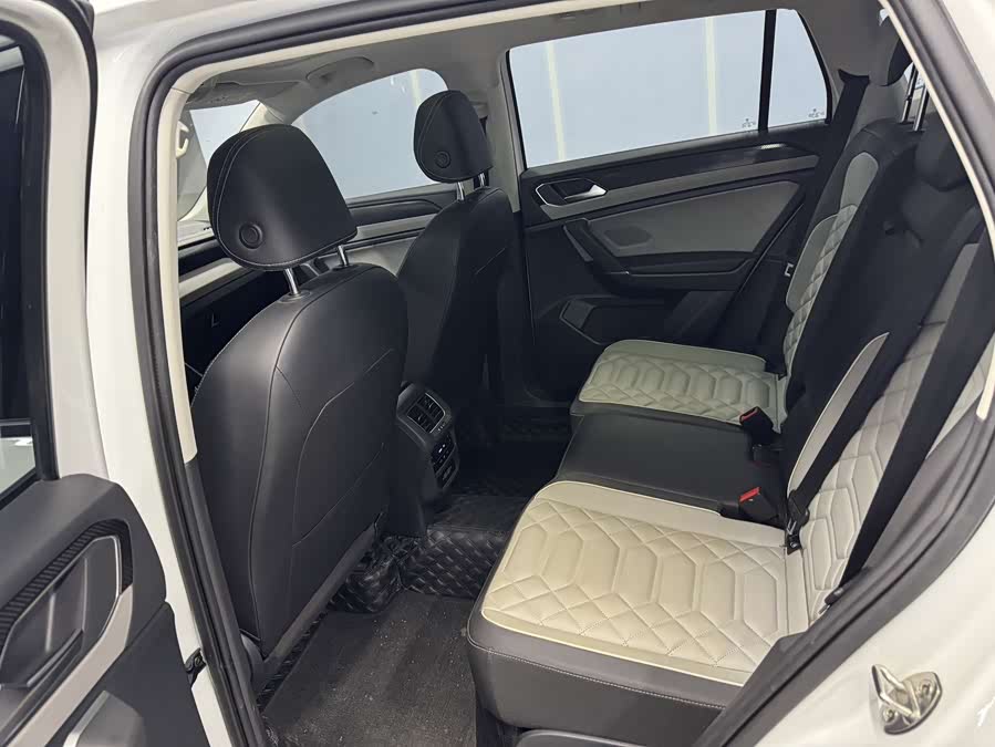 Volkswagen Tayron 2023 #15 Volkswagen Tayron 2023 immagine di auto #15