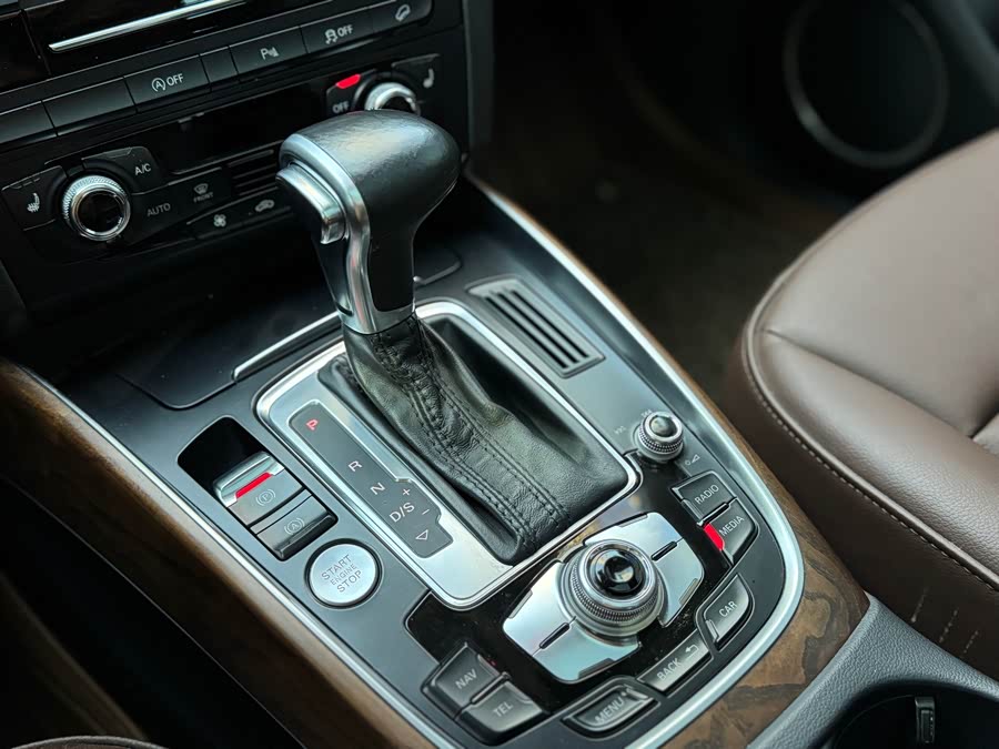 Audi Q5 2014 car image #15