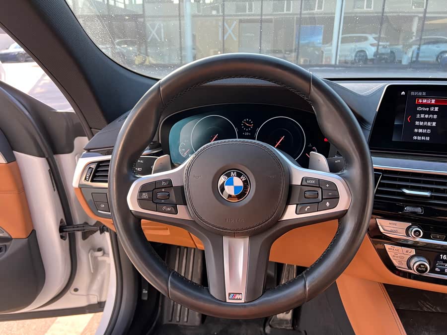 BMW 6 Series GT 2019 #15 BMW 6 Series GT 2019 car image #15