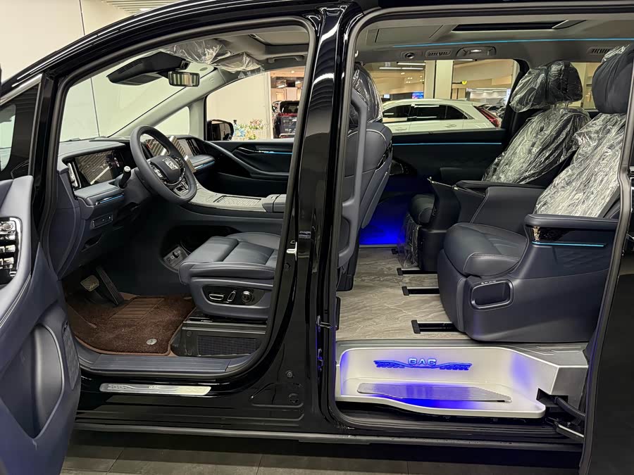 GAC Trumpchi Xiangwang M8 2025 car image #15