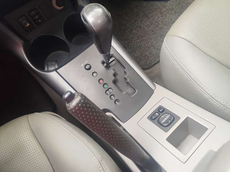 Toyota RAV4 (Imported) 2008 immagine di auto #15