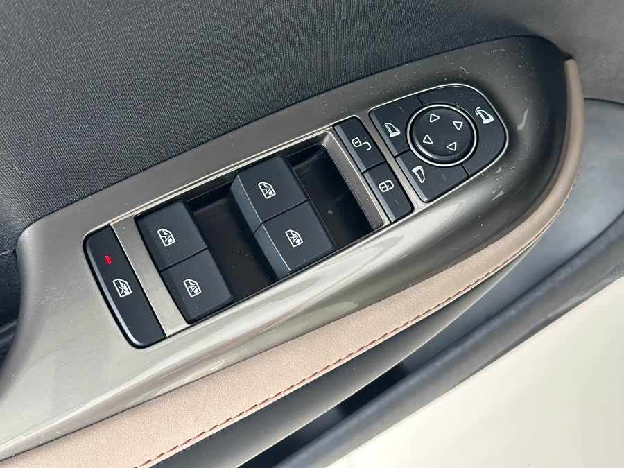 BYD Dolphin 2024 immagine di auto #15