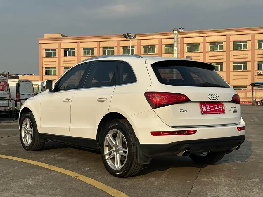 Audi Q5 2017 صورة سيارة #15
